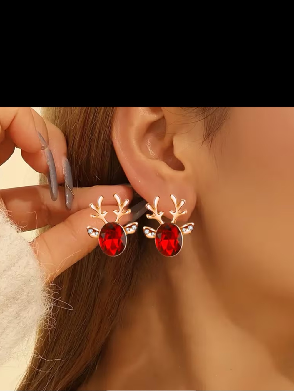 Women's Red Reindeer Stud Earrings - Festive Holiday Jewelry